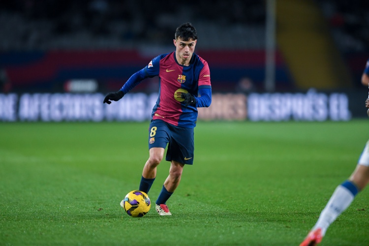 世体：佩德里的伤势初步检查不太严重，但他仍可能会伤停数周