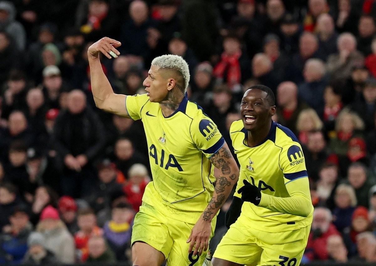 开云网页-里沙利松英超客战利物浦已打入5球，仅次于安迪-科尔