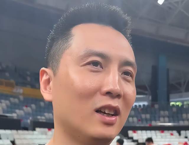 开云体育网页版登录-展望总决赛G4，卢伟自信满满，点名弗格，王博说改变，押宝孙铭徽